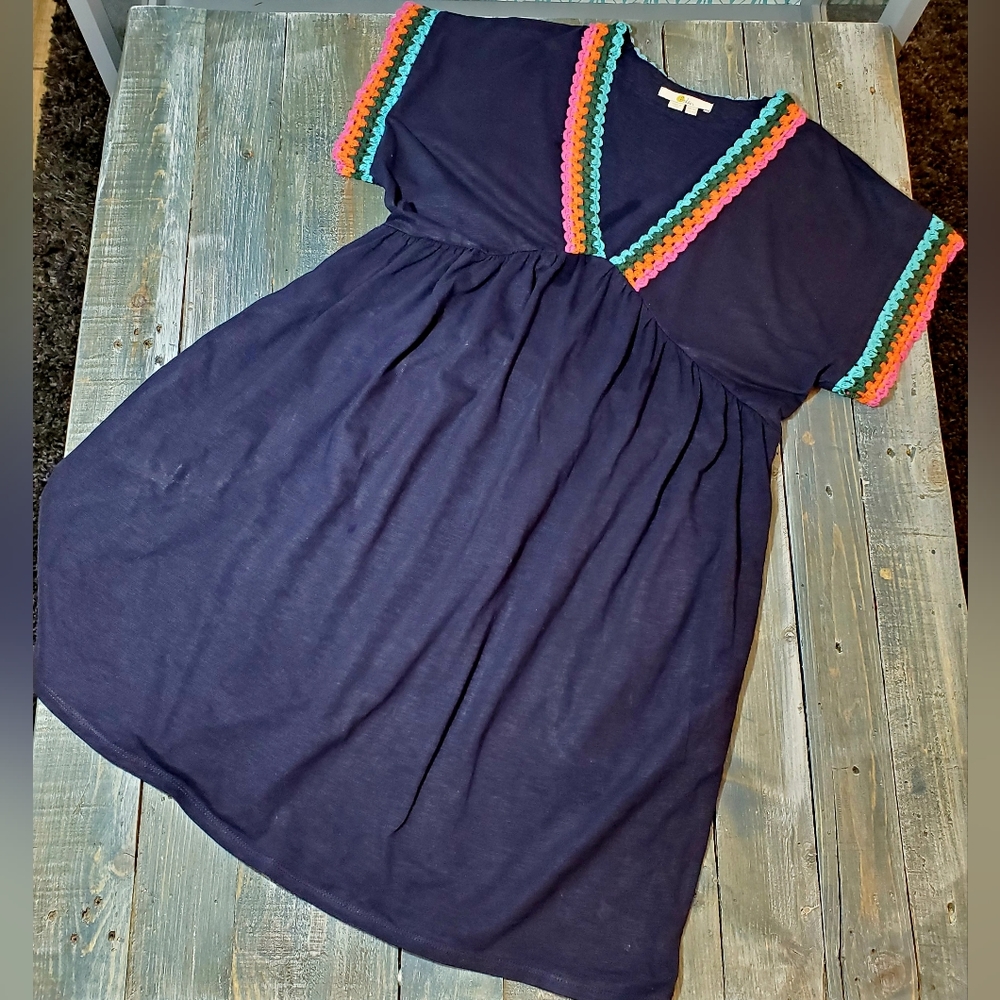 Boden navy blue and multicolor crochet trim v-neck mini dress with pockets